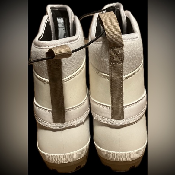 Women’s Boots size 9 - Cream color NWT - Picture 10 of 10